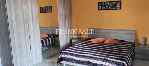 3 bedrooms Apartment in Paola, Malta No. 7398 6