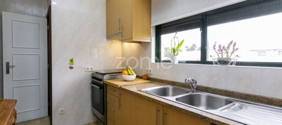 3 Schlafzimmer Haus in Rio Tinto, Portugal, Nr. 39025 10