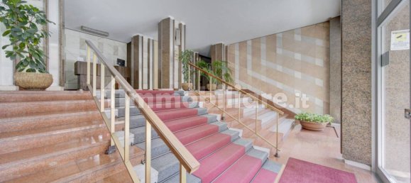 4 bedrooms Apartment in Turin, Italy No. 320129 4