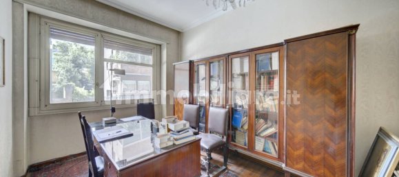 4 bedrooms Apartment in Turin, Italy No. 320129 19