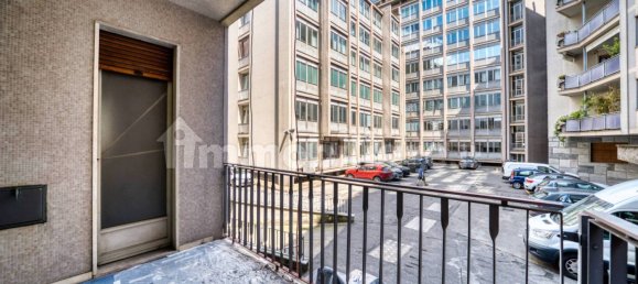 4 bedrooms Apartment in Turin, Italy No. 320129 25