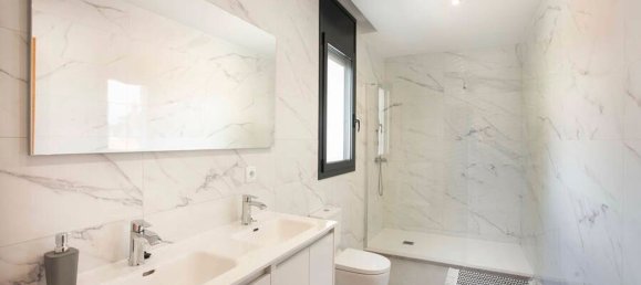 5 bedrooms House in Empuriabrava, Spain No. 84536 39