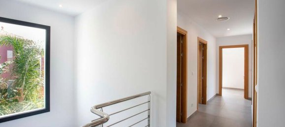 5 bedrooms House in Empuriabrava, Spain No. 84536 34