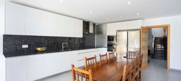 5 bedrooms House in Empuriabrava, Spain No. 84536 10