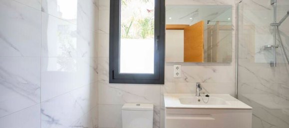 5 bedrooms House in Empuriabrava, Spain No. 84536 28