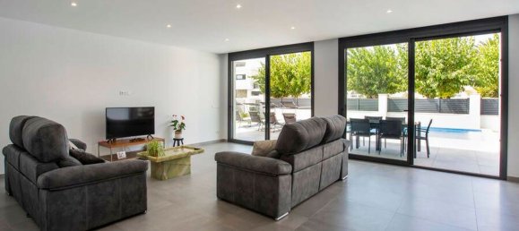 5 bedrooms House in Empuriabrava, Spain No. 84536 19