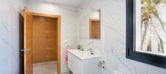 5 bedrooms House in Empuriabrava, Spain No. 84536 40