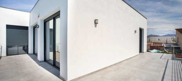 5 bedrooms House in Empuriabrava, Spain No. 84536 49