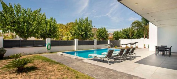 5 bedrooms House in Empuriabrava, Spain No. 84536 8