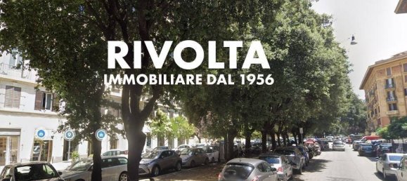 2 bedrooms Apartment in Rome, Italy No. 271510 3