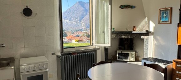 4 Schlafzimmer Haus in Canzo, Italy, Nr. 110402 14