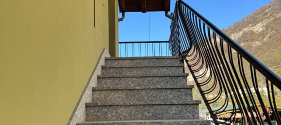 4 Schlafzimmer Haus in Canzo, Italy, Nr. 110402 21