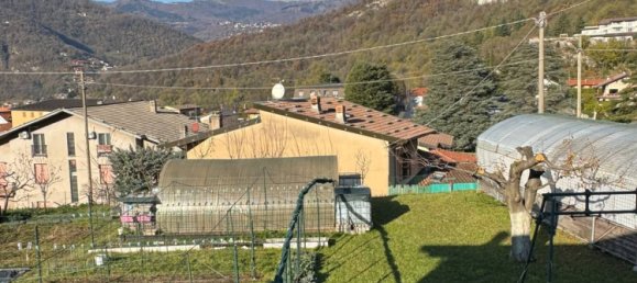 4 Schlafzimmer Haus in Canzo, Italy, Nr. 110402 10