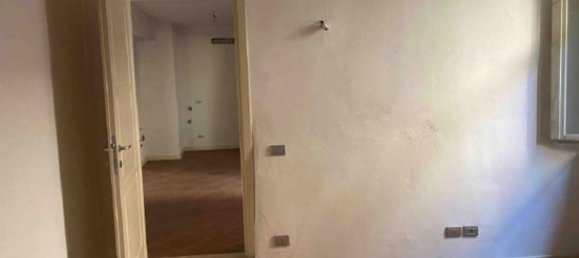 3 rooms Apartment in Ferrara, Italy No. 25116 30