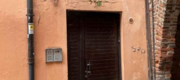 3 rooms Apartment in Ferrara, Italy No. 25116 6