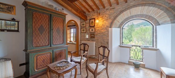 8 bedrooms House in Montone, Italy No. 105851 29