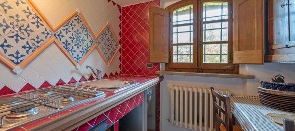 8 bedrooms House in Montone, Italy No. 105851 24