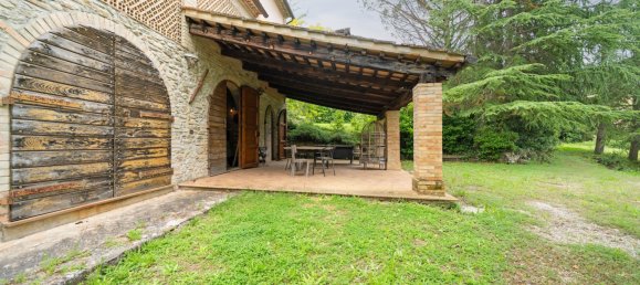 8 bedrooms House in Montone, Italy No. 105851 58