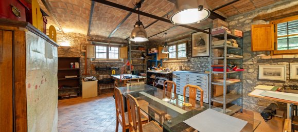 8 bedrooms House in Montone, Italy No. 105851 21