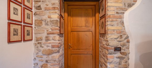 8 bedrooms House in Montone, Italy No. 105851 54