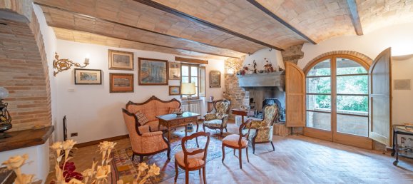 8 bedrooms House in Montone, Italy No. 105851 20