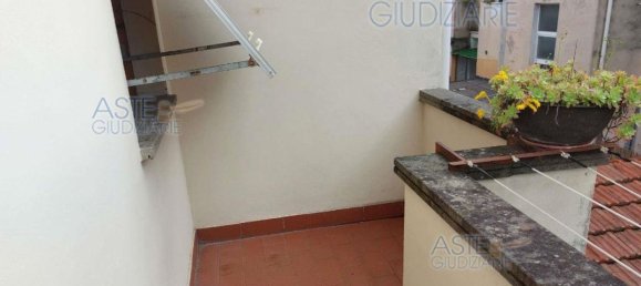 7 rooms Apartment in Cecina, Italy No. 41710 8