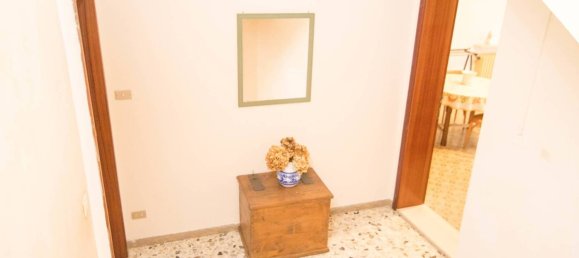 8 chambres Maison à Saludecio, Italy No. 81663 38