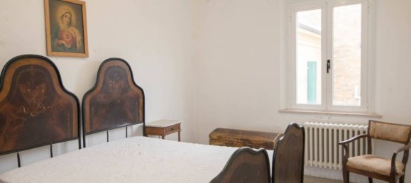 8 chambres Maison à Saludecio, Italy No. 81663 17