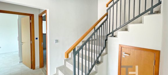 4 bedrooms Townhouse in Dubai Land, UAE No. 30563 5