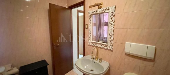5 rooms Apartment in Rome, Italy No. 64115 13