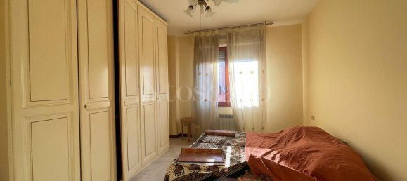 5 rooms Apartment in Rome, Italy No. 64115 10