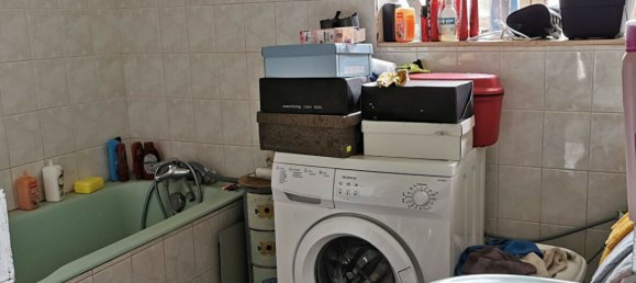 2 bedrooms House in Mayenne, France No. 357897 9