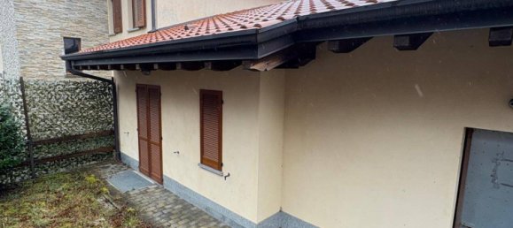 Дом с 2 спальнями в Сормано, Италия № 171670 6