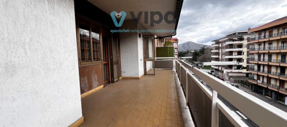 4 rooms Apartment in Caserta, Italy No. 128929 5