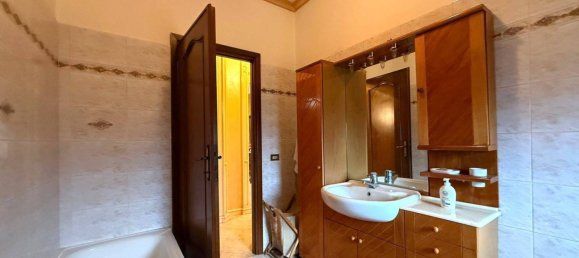 3 bedrooms Apartment in Valmontone, Italy No. 46749 44