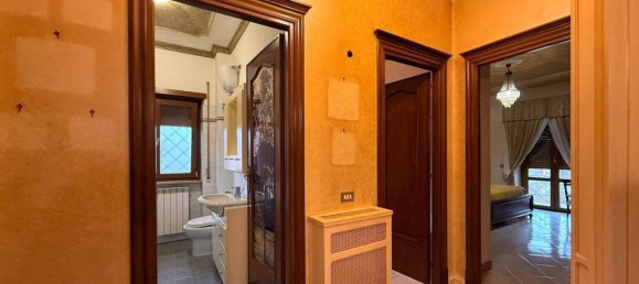 3 bedrooms Apartment in Valmontone, Italy No. 46749 42