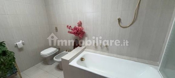 3 Schlafzimmer Haus in San Martino Siccomario, Italy, Nr. 355772 24