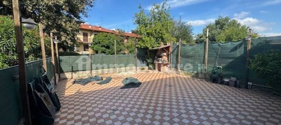 3 Schlafzimmer Haus in San Martino Siccomario, Italy, Nr. 355772 33