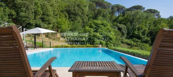 7 bedrooms House in Pisa, Italy No. 53716 2