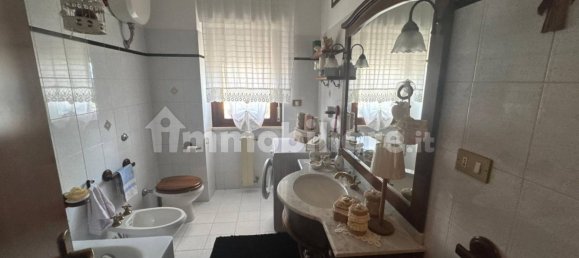 Apartamento T2 em Guidonia Montecelio, Italy N.º 275667 21