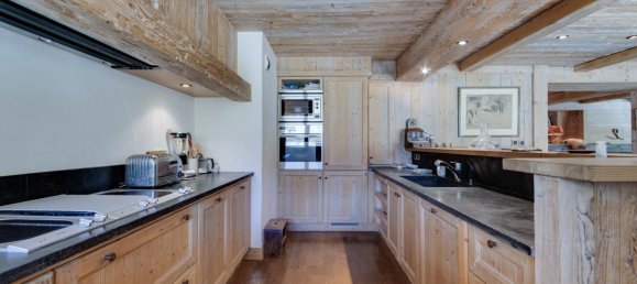 Apartamento de 3 dormitorios en Val-d'Isere, France No. 581 3