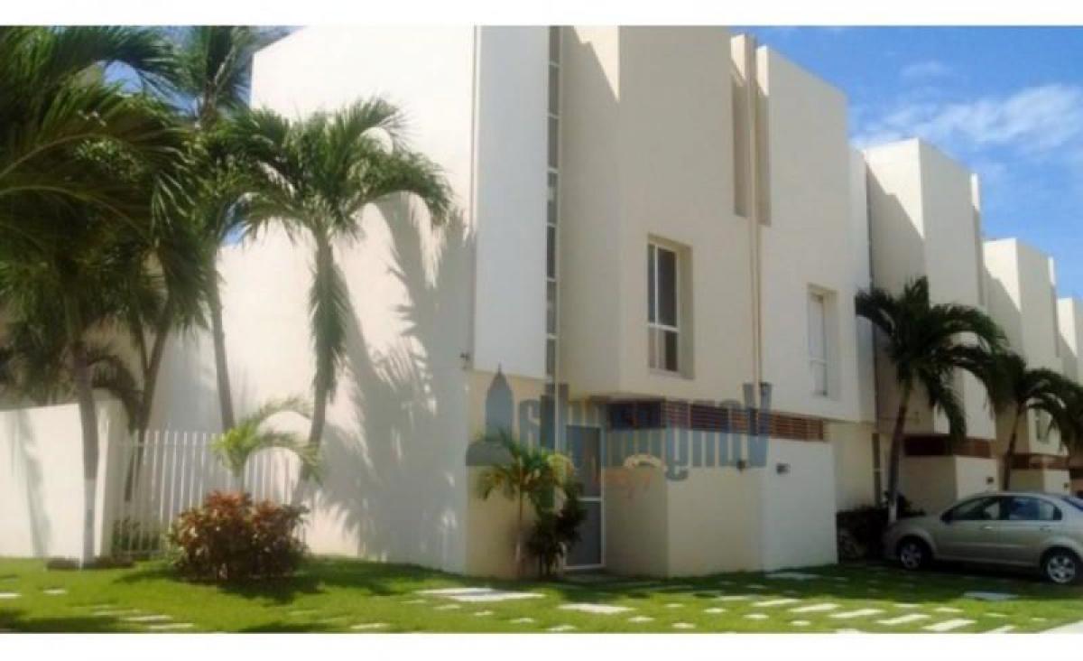 Casa de 3 dormitorios en Acapulco de Juárez, Mexico No. 173220