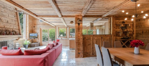 4 bedrooms Commercial property in Chamonix-Mont-Blanc, France No. 1112 3