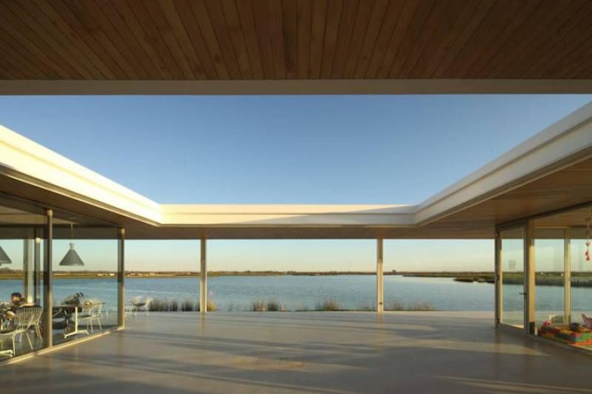  Land in Escobar, Argentina No. 112275