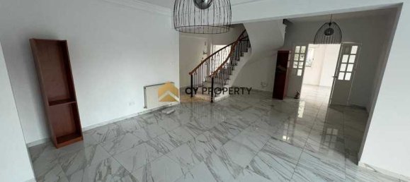 4 bedrooms House in Larnaca, Cyprus No. 7514 12