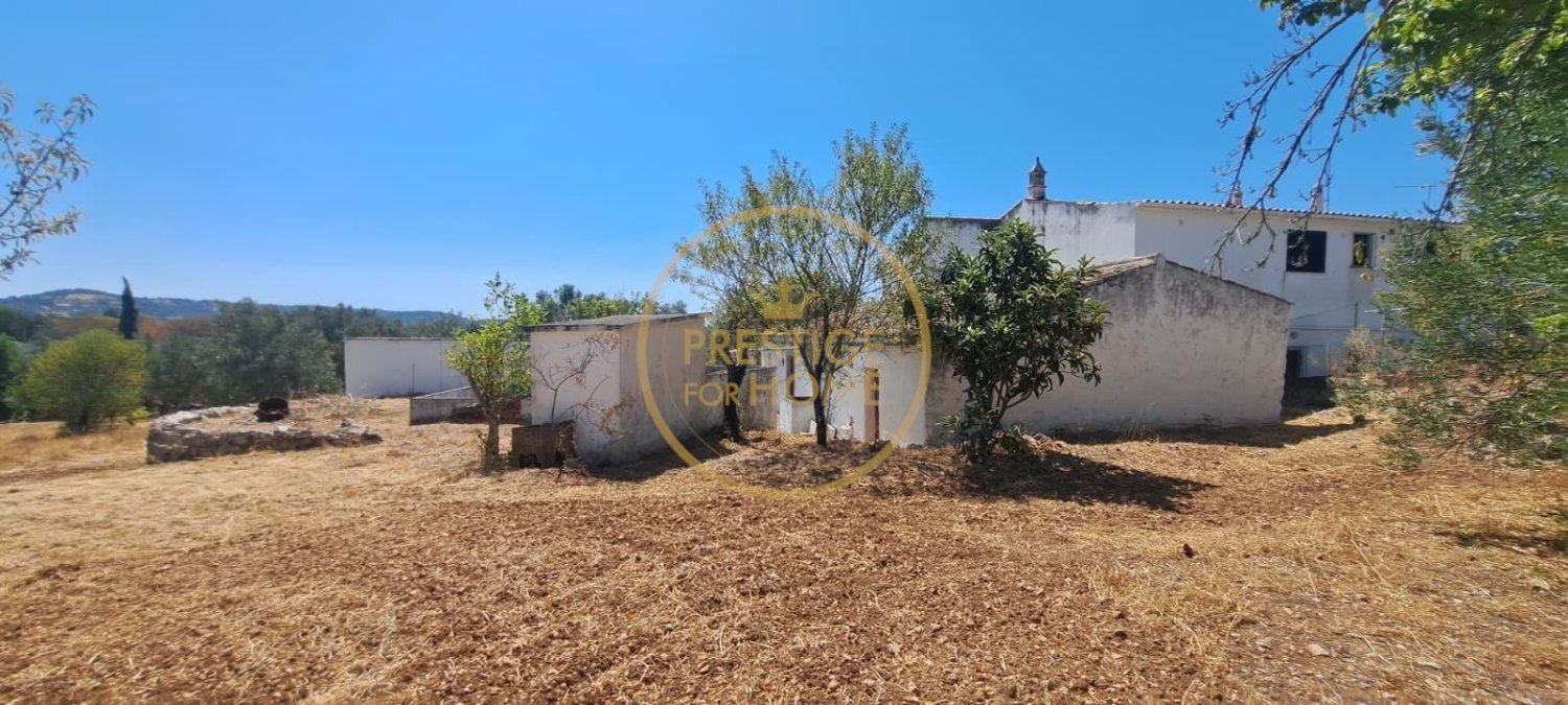Villa de 2 dormitorios en Loule, Portugal No. 259280