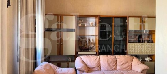 5-salle Appartement à Avola, Italy No. 4677 17