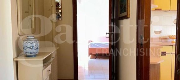 5-salle Appartement à Avola, Italy No. 4677 20