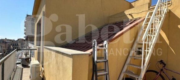 5-salle Appartement à Avola, Italy No. 4677 31