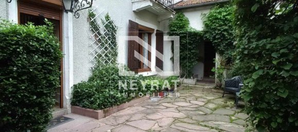 3 bedrooms Apartment in Luzy, France No. 96805 10